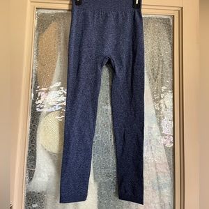 Blue, fleecy leggings